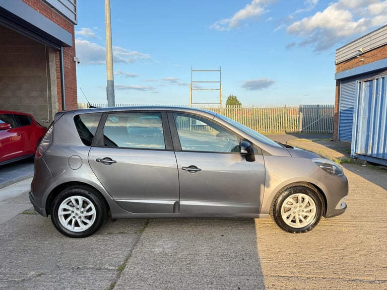 2015 Renault Scenic 1.5 dCi Limited Nav Euro 6 (s/s) 5dr MPV Diesel Manual