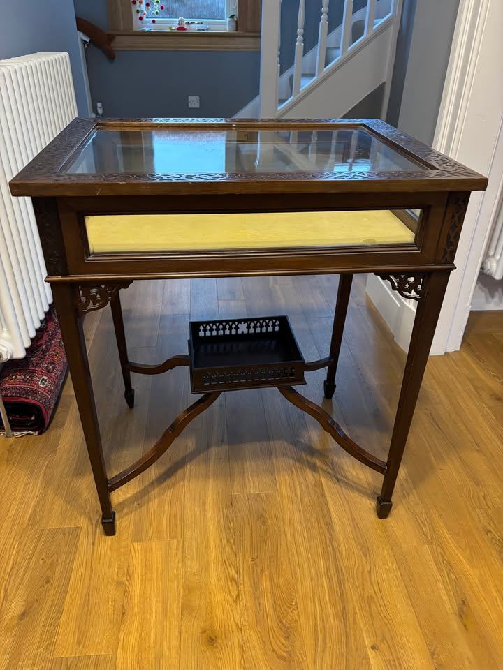 image for An curio table on square tapering legs - display case antique