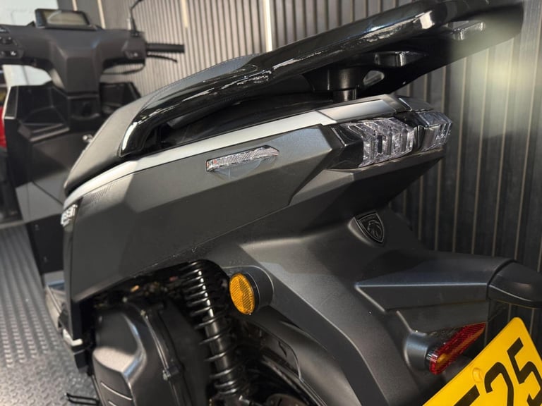2025 Peugeot Tweet 125 125 CVT Euro 5