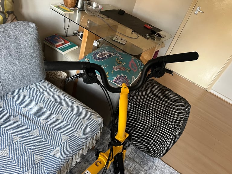 Brompton C Line Explore M Handle - Yellow Bumblebee M6L - RRP £1,495