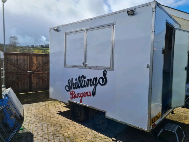 Catering trailer 
