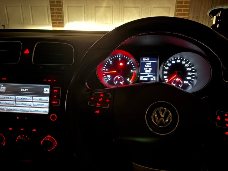 Volkswagen, GOLF, Hatchback, 2011, Manual, 1598 (cc), 5 doors