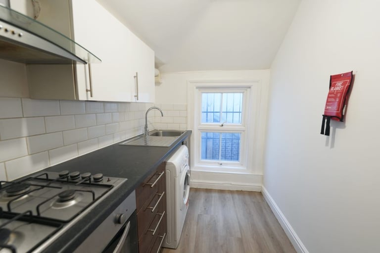 💕 Room Available for Rent E1💥