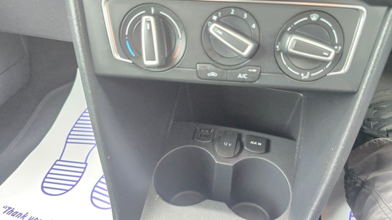 2015 Volkswagen Polo 1.0 SE 3dr HATCHBACK Petrol Manual