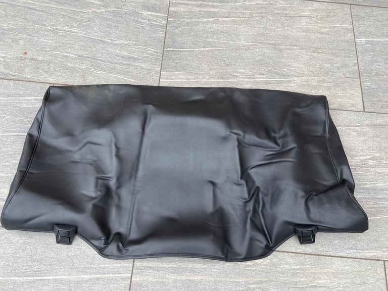image for 04/05 VW Beetle Convertible Hood Cover