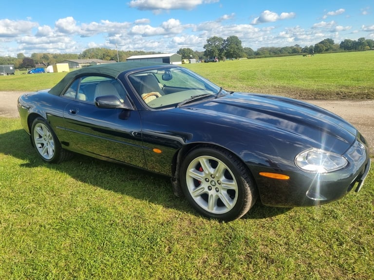 1999 Jaguar XK8 4.0 2dr Auto CONVERTABLE IMMACULATE CONDITION FULL SERVICE HISTORY  CONVERTIBLE P...