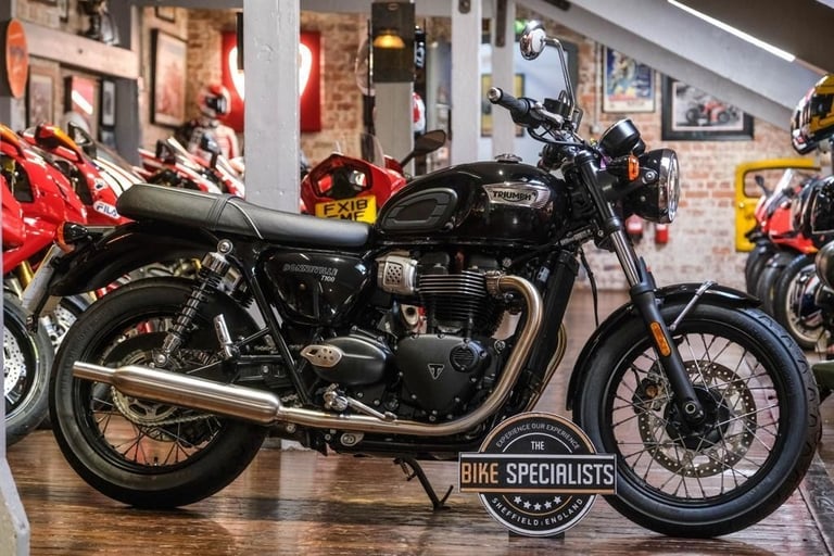 image for Triumph Bonneville T100 *517 Miles from new!!!*