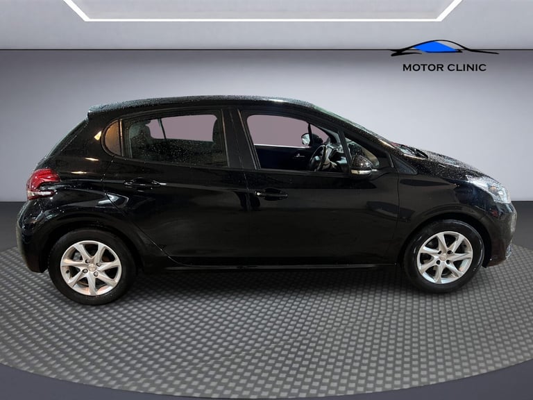 2017 Peugeot 208 1.2 PureTech 82 Active 5dr HATCHBACK Petrol Manual