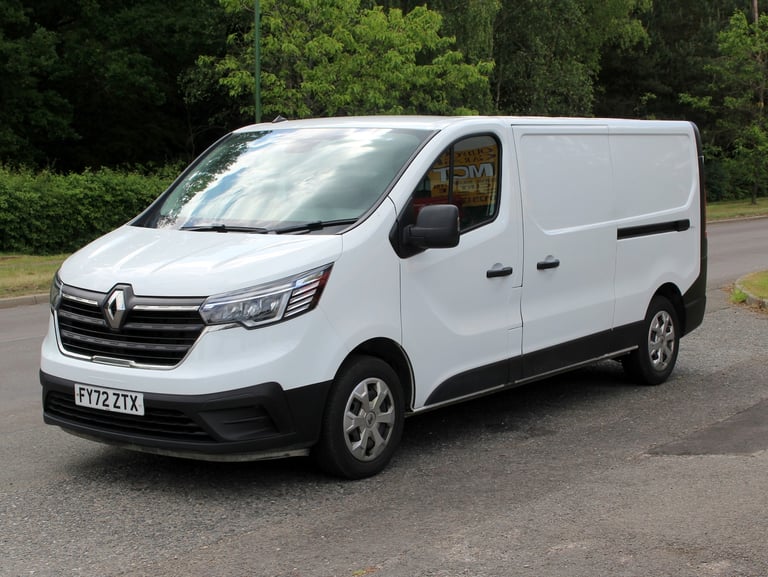 image for 2022 Renault Trafic 2.0 dCi Blue 30 Business Panel Van 5dr Diesel Manual LWB