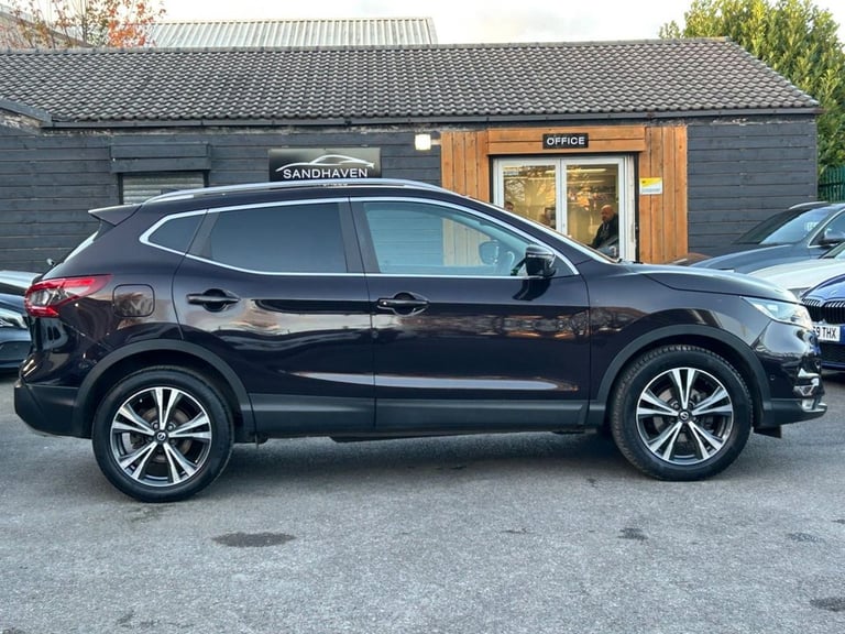 2019 Nissan Qashqai 1.3 DiG-T N-Connecta 5dr HATCHBACK PETROL Manual