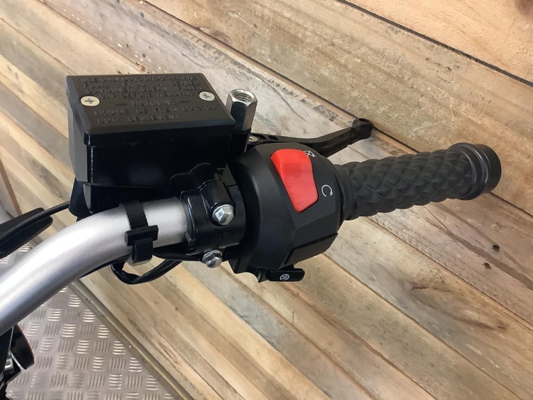 Mutt GT-SR 125