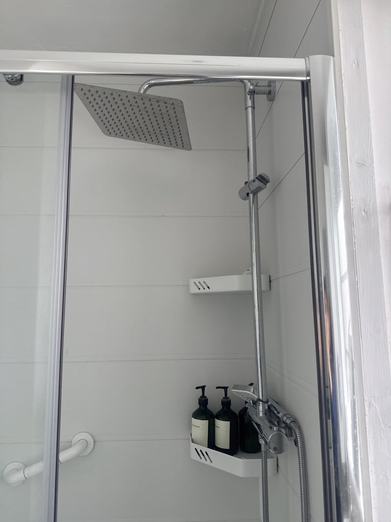 Fully furnished Studio Apartment in the Heart of Canterbury High Street ✨