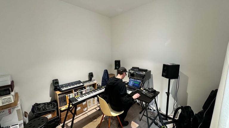 Creative Space | Office | Workspace | Commercial Unit | Artist Studio In Leytonstone London E10