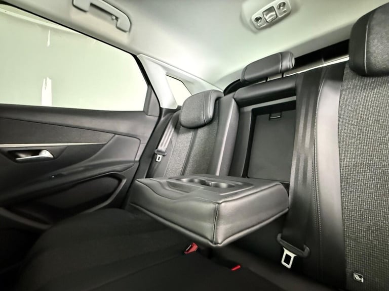 2019 Peugeot 3008 1.2 PureTech Allure Euro 6 (s/s) 5dr HATCHBACK Petrol Manual