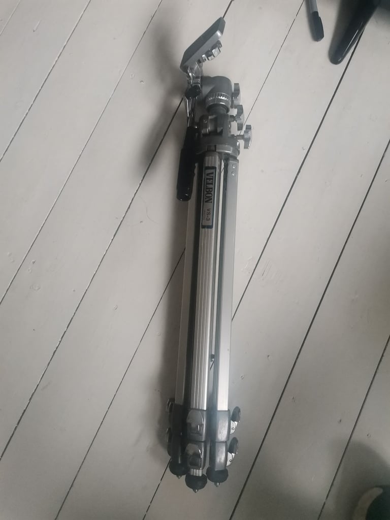 Camera tripod
