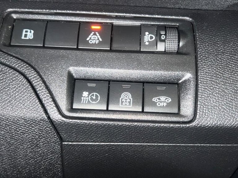 2024 Peugeot 3008 1.6 12.4kwh Active Suv 5dr Petrol Plug In Hybrid E Eat Euro 6 (s/s) (180 Ps HAT...