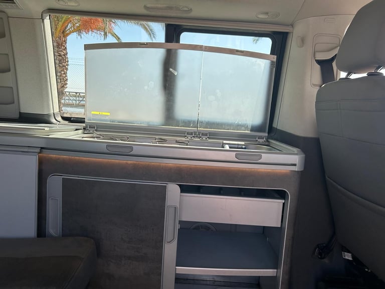 Volkswagen California Ocean 2023 | Premium Camper | 4 Berth | Fully Equipped