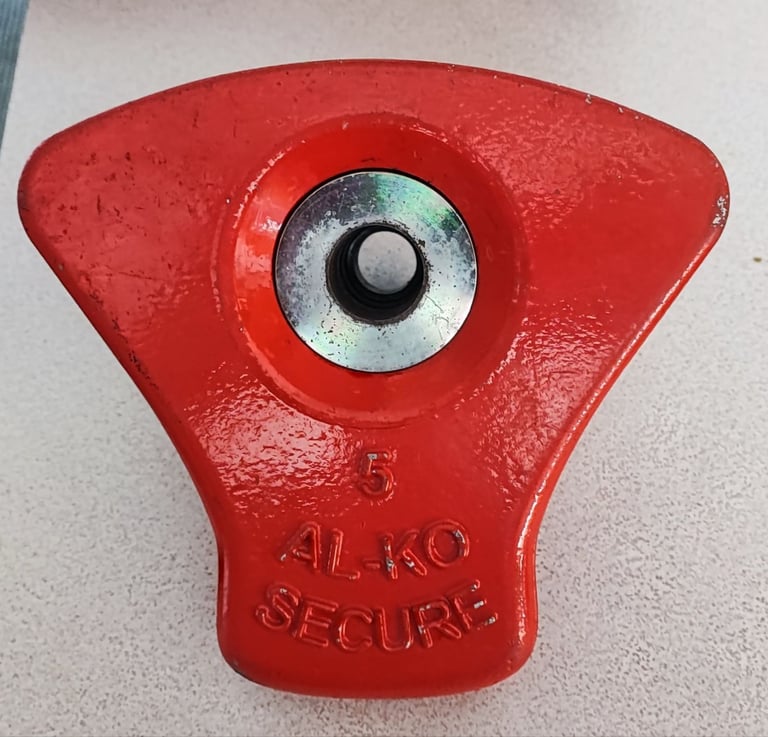 AL KO secure wheel clamp number 5