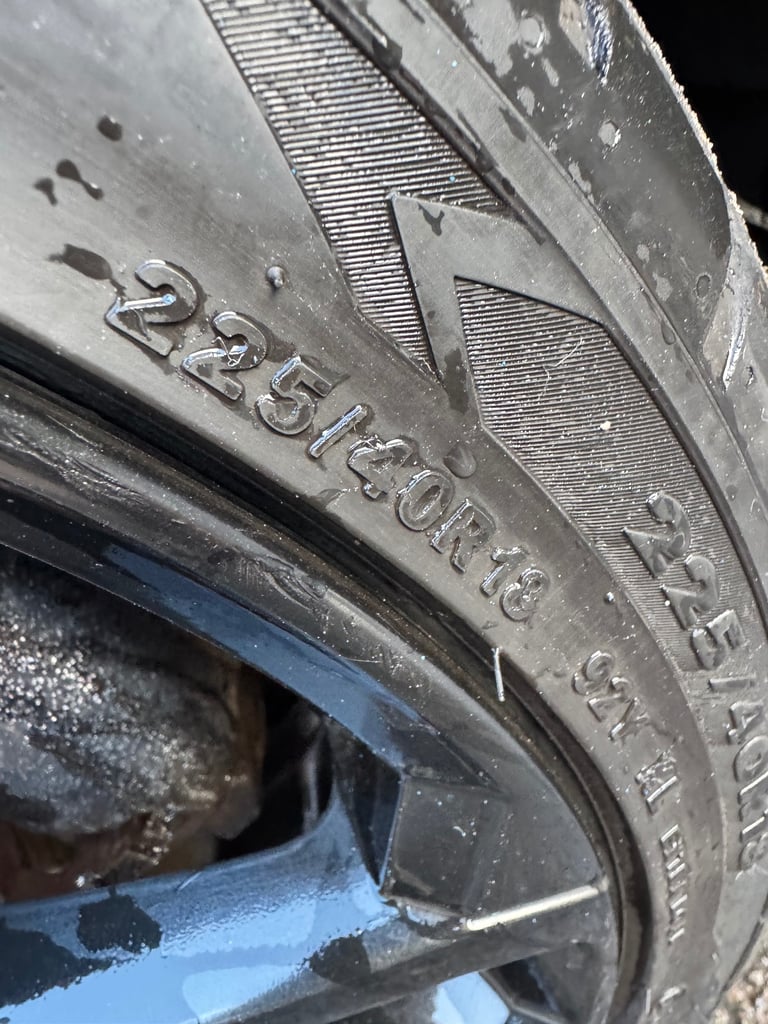 VW Golf GTD 18 inch wheels (SWAP)