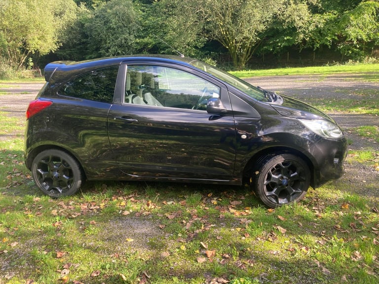 Ford KA 1.2 Hatchback, zetec BLACK edn. 2016 long mot, cheap insurance top spec