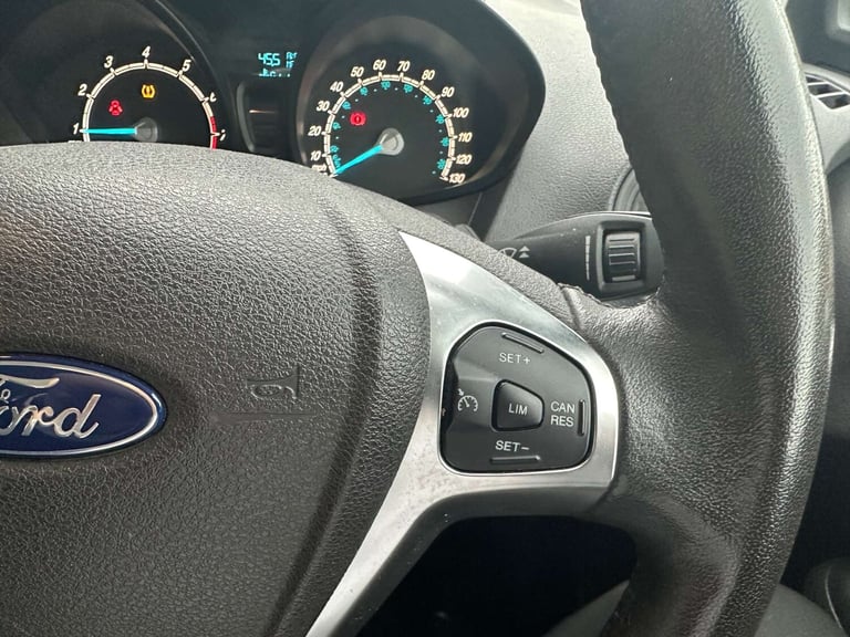 2019 Ford Tourneo Courier 1.0 Tourneo Courier Zetec 5dr Unlisted Petrol Manual