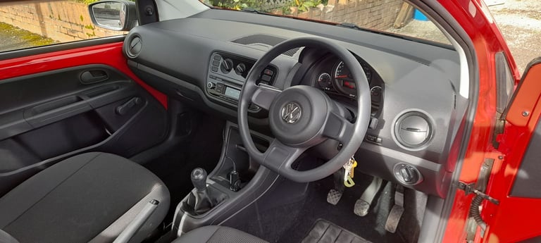 image for Volkswagen, UP, Hatchback, 2015, Manual, 999 (cc), 3 doors