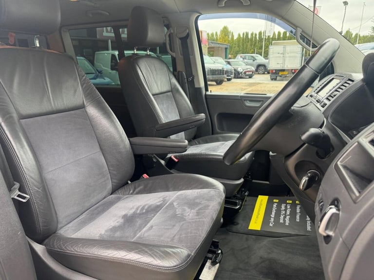 2015 Volkswagen Caravelle 2.0 BiTDI BlueMotion Tech SE DSG Euro 5 (s/s) 5dr MPV Diesel Automatic