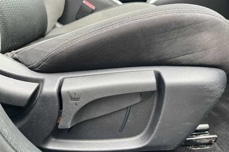 2020 Nissan Qashqai 1.3 DIG-T N-Connecta SUV 5dr Petrol Manual Euro 6 (s/s) (140 ps) SUV Petrol M...