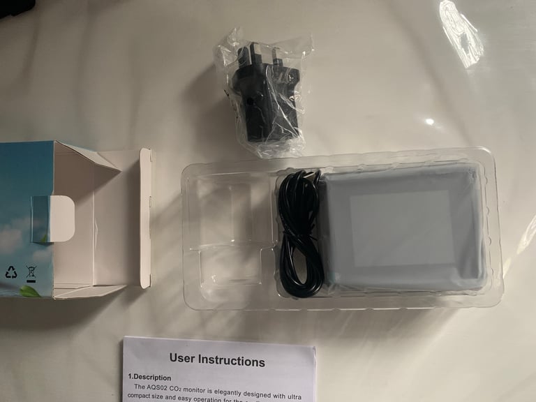 Suntell Air Quality CO2 Monitor AQS02 LCD Display with Power Cord - NEW