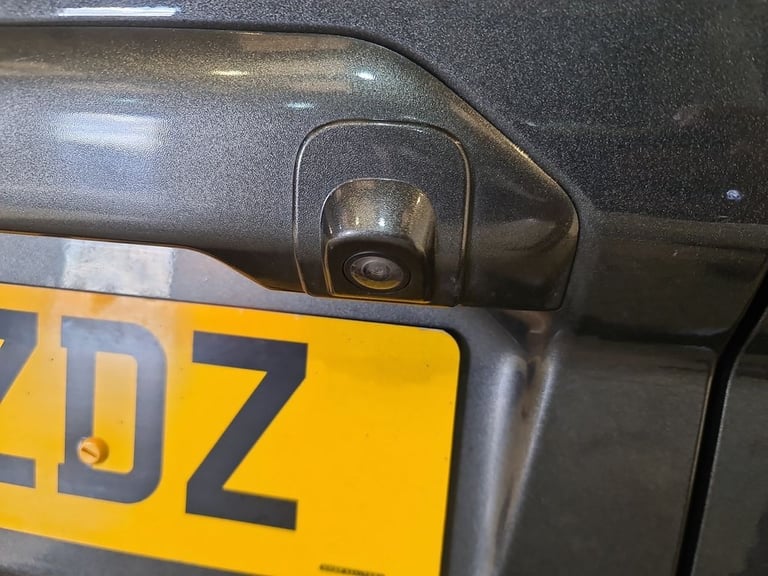 FORD TRANSIT CONNECT 1.5 200 ECOBLUE LIMITED P/V L1 120 BHP SWB DIESEL