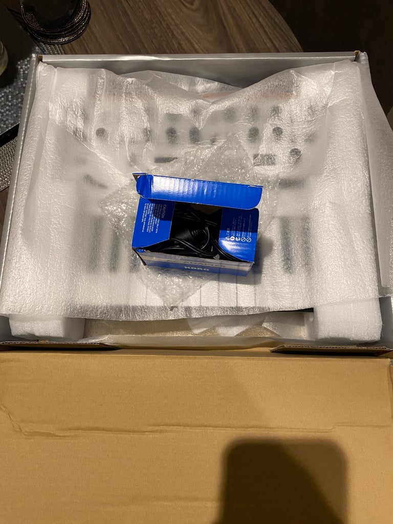 Synthesizer - Korg Monologue (Analog Synthesizer)