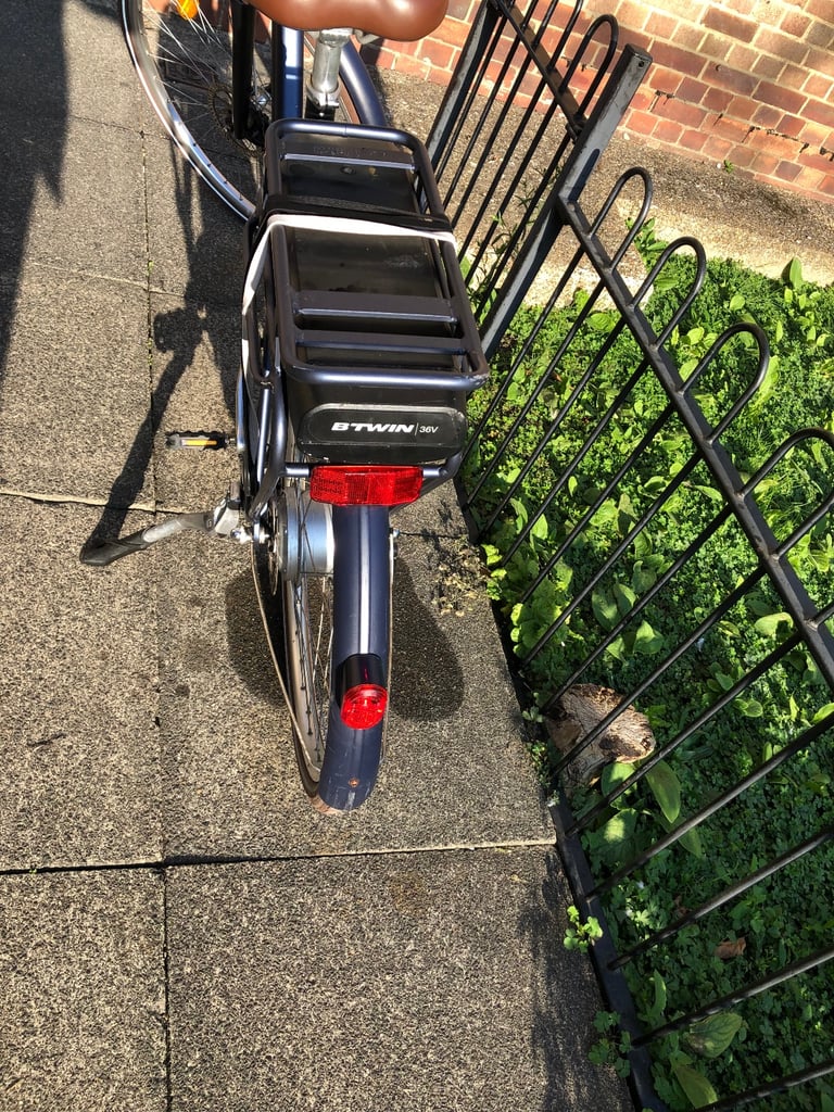 Lovely Adult Electric City Bike Bicycle 36V Battery Elops in very good condition 