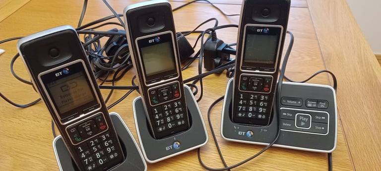 BT triple phone set with answer machine.