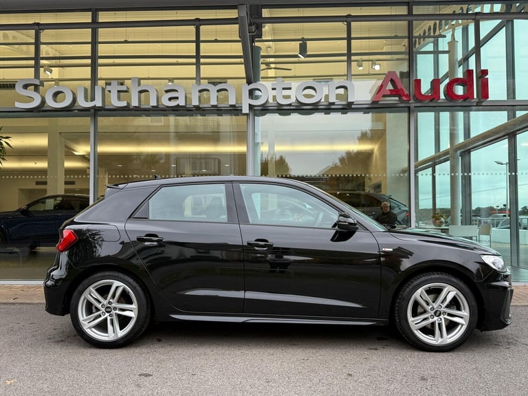 2022 Audi A1 1.0 TFSI 30 S line Sportback 5dr Petrol S Tronic Euro 6 (s/s) (110 ps) HATCHBACK Pet...