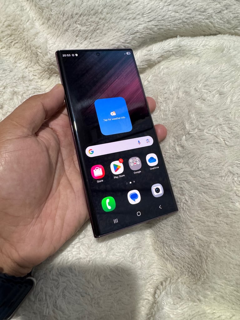 Samsung s22 Ultra 256gb is in Excellent Condition 