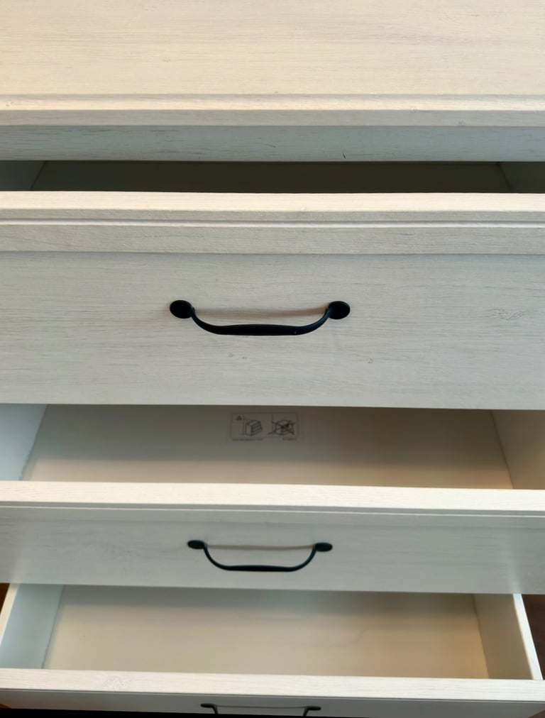 Bedroom Furniture Set