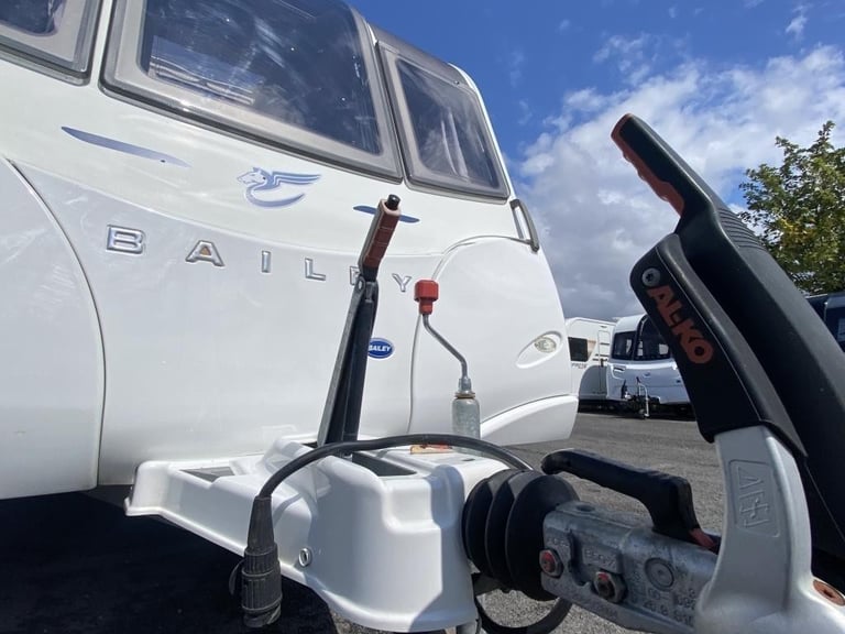 2017 BAILEY PEGASUS PALERMO 5 BERTH FAMILY CARAVAN