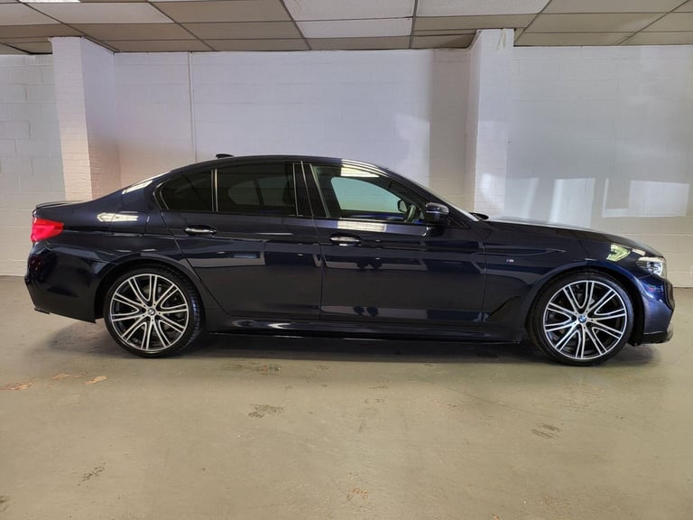 2017 BMW 5 Series 2.0 520d M Sport Auto xDrive Euro 6 (s/s) 4dr SALOON Diesel Automatic