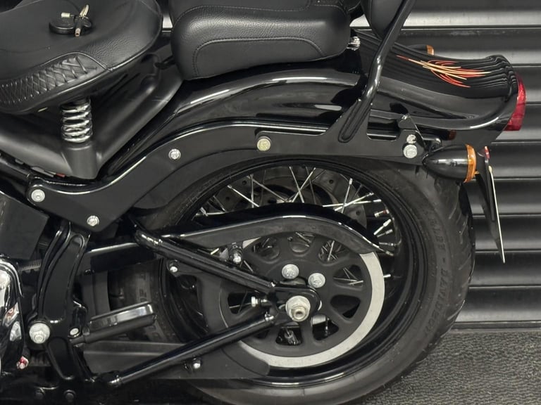 HARLEY-DAVIDSON FLSTSB CROSS BONES Softail Springer