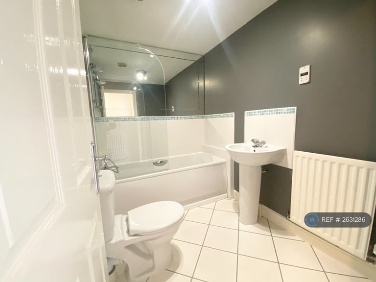 3 bedroom house in Carbis Avenue, Grimsargh, Preston, PR2 (3 bed) (#2631286)