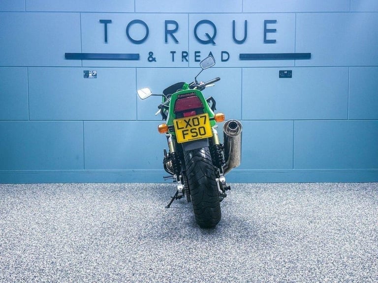 2007 07 KAWASAKI ZRX1200 R 1164CC - 714 MILES - RARE COLLECTOR BIKE - LOW MILES