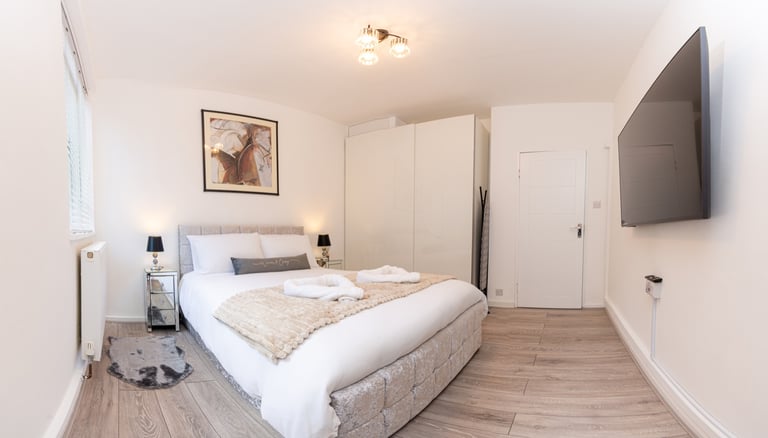 Bayswater ( W2 ) One Bedroom Apartment SHORT TERM LET near Hyde Park