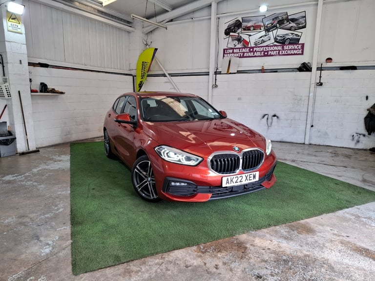 2022 BMW 1 Series 118i [136] SE 5dr [Live Cockpit Professional] HATCHBACK Petrol Manual