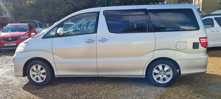 TOYOTA ALPHARD 2 BERTH CAMPERVAN WITH ROCK & ROLL BED & FRIDGE
