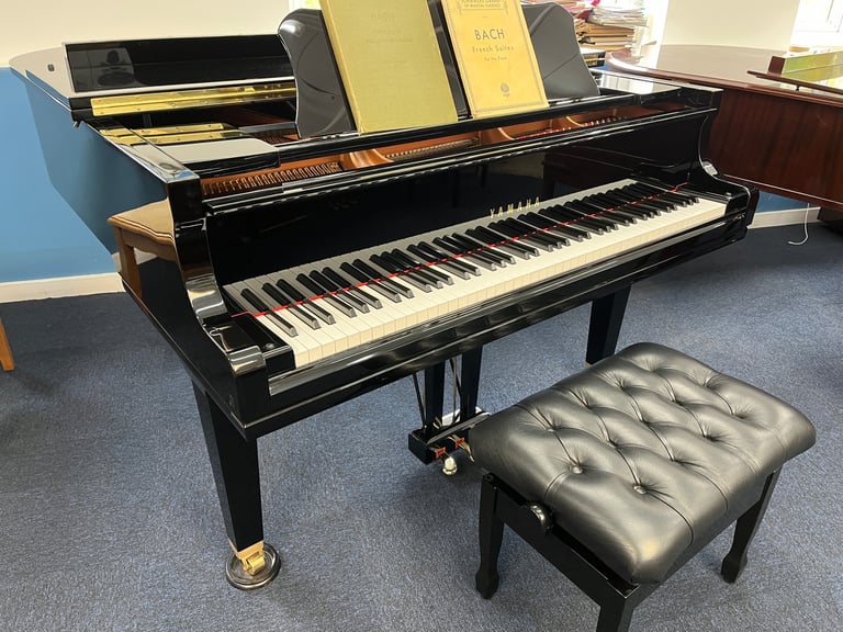 Yamaha Baby Grand GC1 Free Local Delivery Sevenoaks Kent 