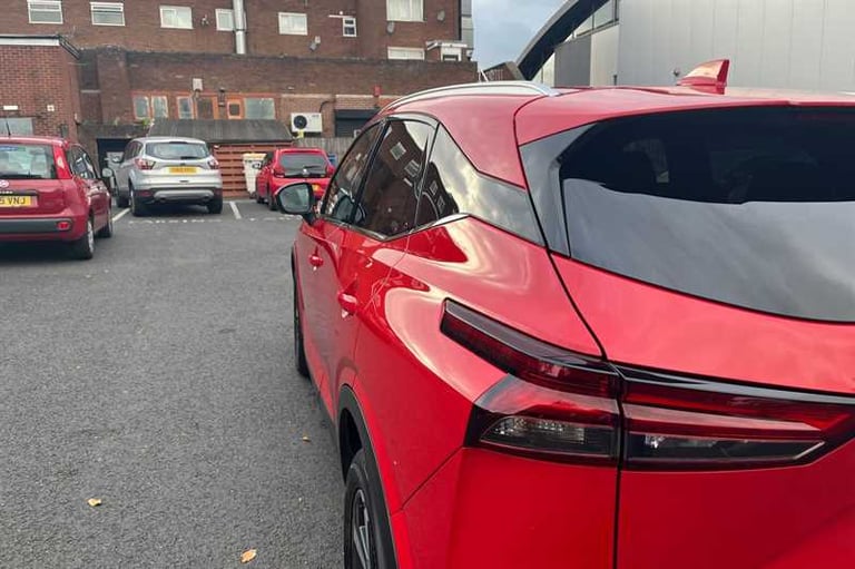 2022 Nissan Qashqai 1.3 DiG-T MH 158 N-Connecta 5dr Xtronic HATCHBACK PETROL Automatic