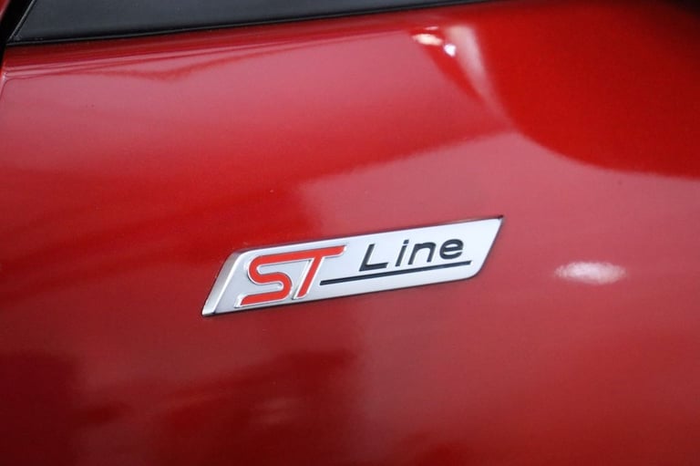 2024 Ford Kuga 2.5 Duratec 14.4kWh ST-Line X 5dr CVT (PAN ROOF) Automatic