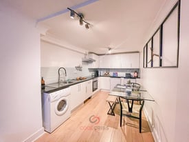 Happy to offer this beautiful large 2 bed garden flat in Caledonian Road , Islington, N1-Ref: 1750