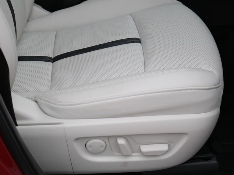 2025 Mazda CX-60 2.5 e-SKYACTIV 17.8kWh Takumi SUV 5dr Petrol Plug-in Hybrid Auto 4WD Euro 6 ESTA...