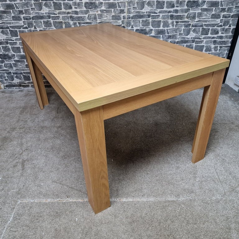 Oak Veneer Dining Table